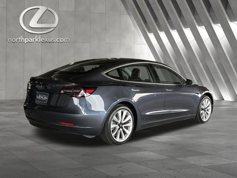 Used 2020 Tesla Model 3 Standard Range Plus image 6