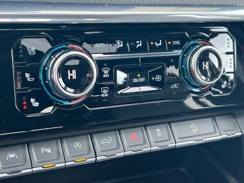 New 2026 GMC Sierra 1500 Denali w/ Denali Reserve Package image 17