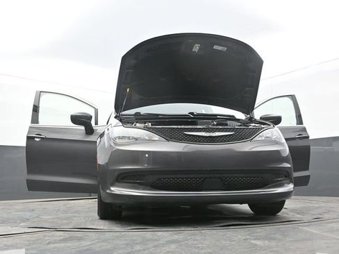 Used 2023 Chrysler Voyager LX FWD image 64