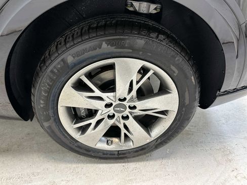 New 2025 Genesis GV70 3.5T Sport image 8