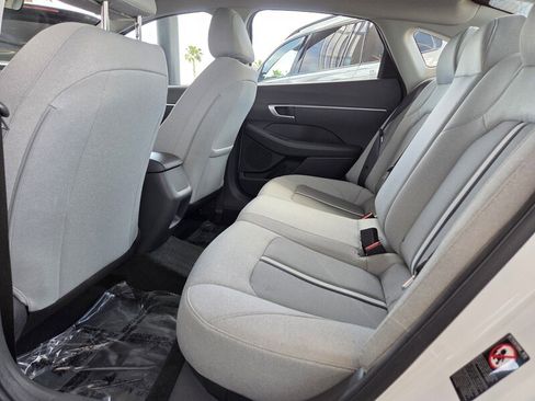 Used 2022 Hyundai Sonata SE w/ Cargo Package FWD image 14