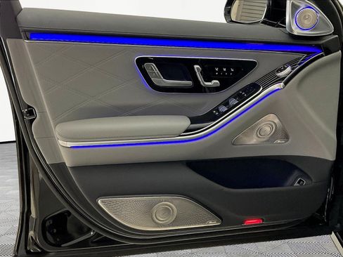 Certified 2026 Mercedes-Benz Maybach S 680 4MATIC image 20