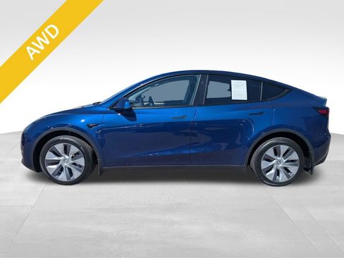 Used 2023 Tesla Model Y Long Range image 2