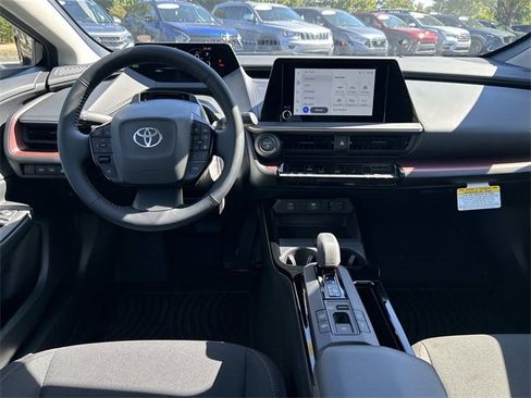 New 2026 Toyota Prius SE image 16