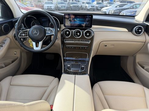 Used 2020 Mercedes-Benz GLC 300 image 16