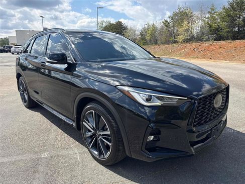 Certified 2025 INFINITI QX50 Sport image 4