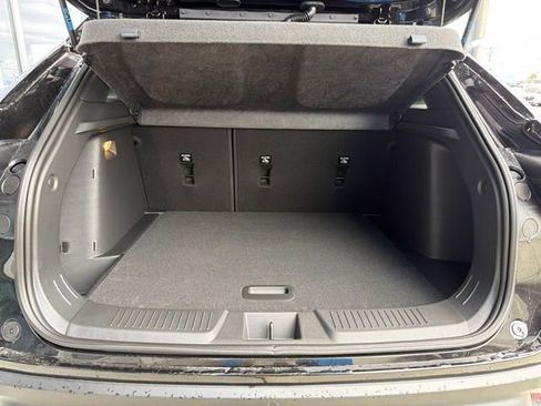 New 2026 Chevrolet Trax RS w/ Sunroof Package FWD image 7