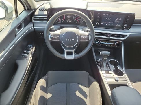 Used 2023 Kia K5 LXS FWD image 27