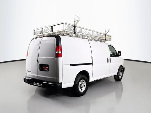 Used 2021 Chevrolet Express 2500 w/ Driver Convenience Package RWD image 5