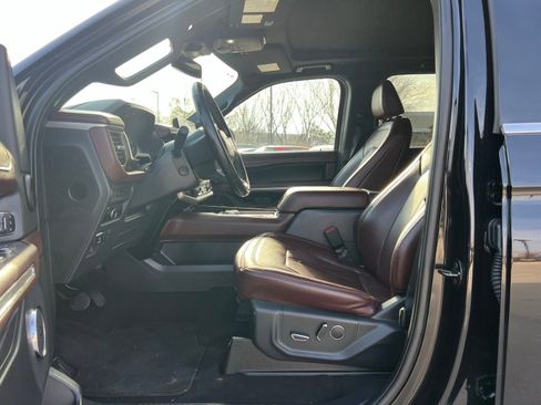 Used 2024 Ford Expedition Max Limited image 27