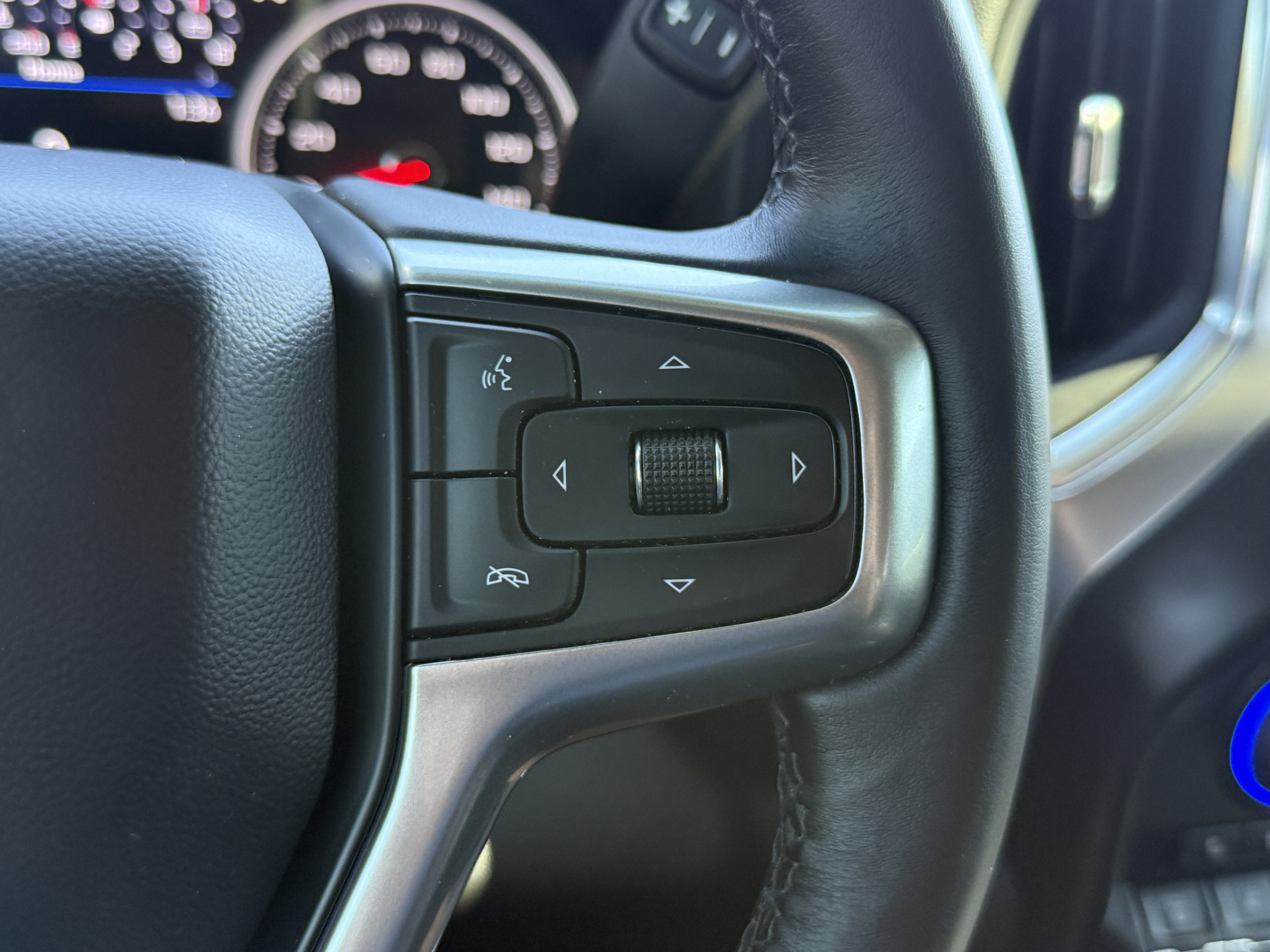 Used 2022 Chevrolet Silverado 3500 LTZ w/ LTZ Convenience Package AWD/4WD image 24