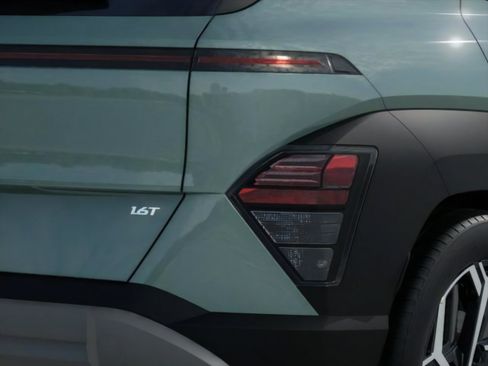 New 2026 Hyundai Kona SEL Premium FWD image 10