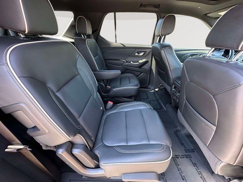 Used 2023 Chevrolet Traverse Premier w/ Redline Edition AWD/4WD image 31