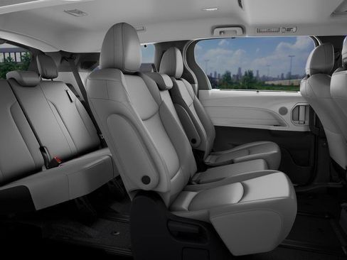 New 2026 Toyota Sienna XLE FWD image 37