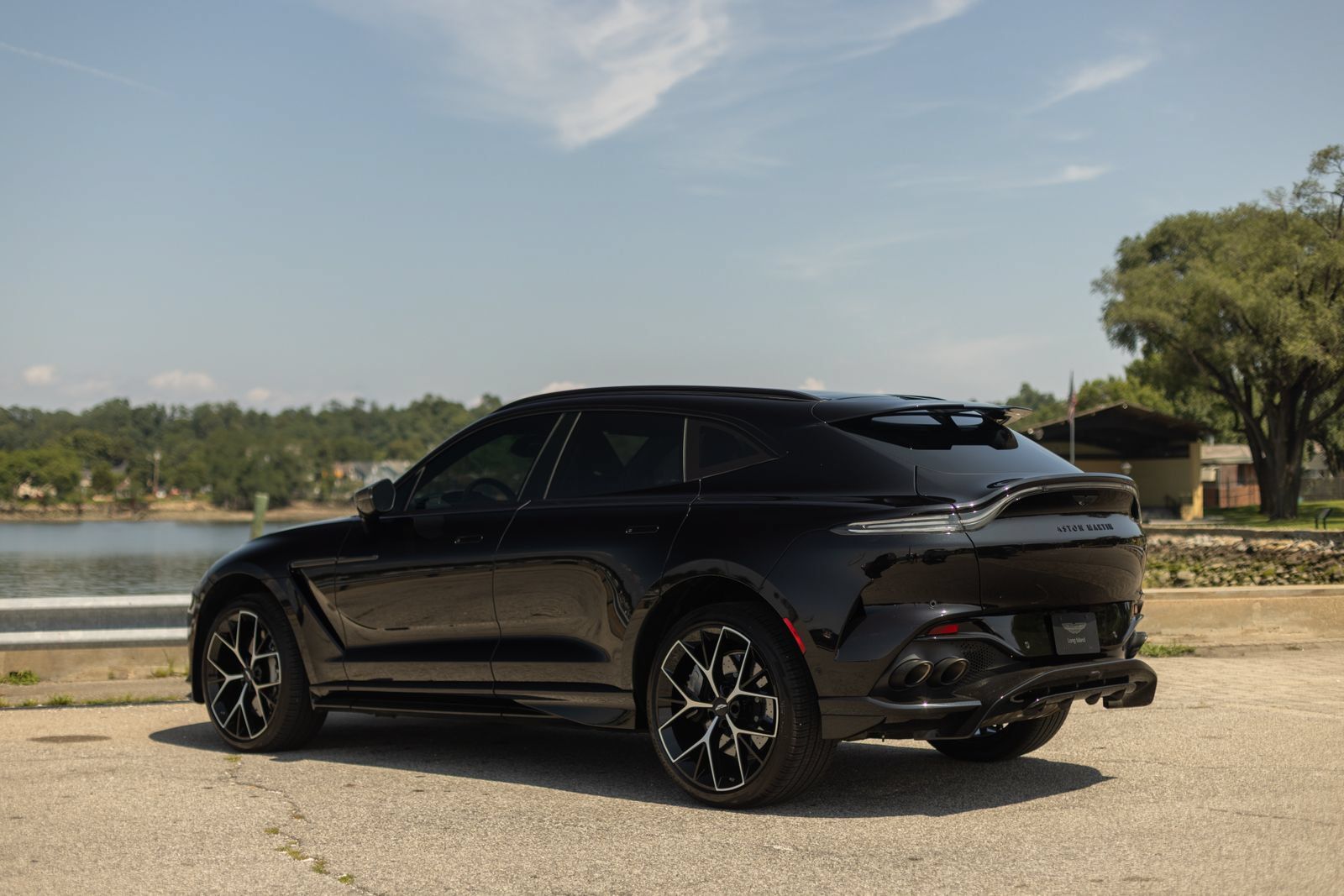 Used 2025 Aston Martin DBX 707 AWD/4WD image 4