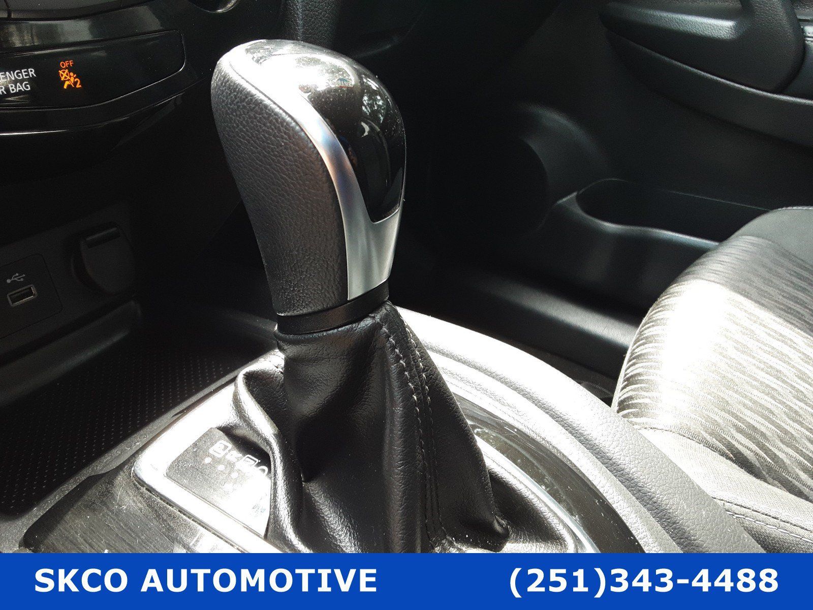 Used 2018 Nissan Rogue SV FWD image 23