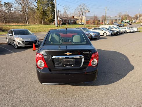 Used 2014 Chevrolet Sonic LT image 5