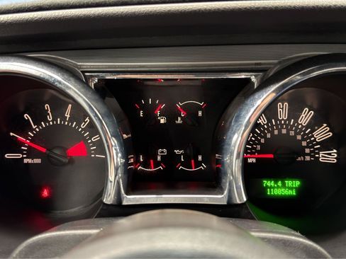 Used 2009 Ford Mustang Coupe RWD image 15
