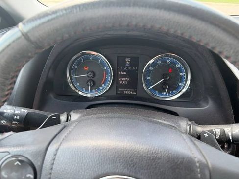 Used 2017 Toyota Corolla SE 50th Anniversary FWD image 6