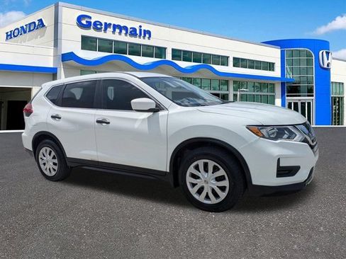 Used 2018 Nissan Rogue S FWD image 3