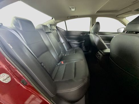 Used 2024 Nissan Altima 2.5 SL image 27