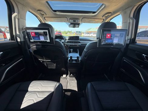 Used 2022 Kia Telluride SX w/ SX Prestige Package AWD/4WD image 39