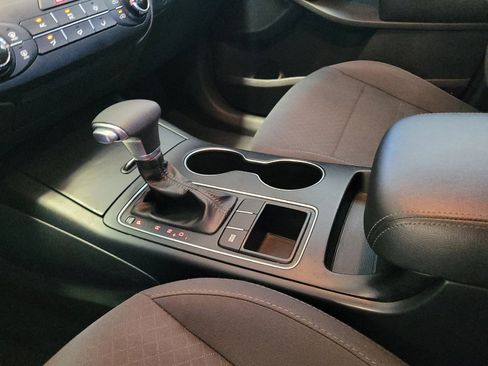 Used 2019 Kia Sorento L FWD image 26