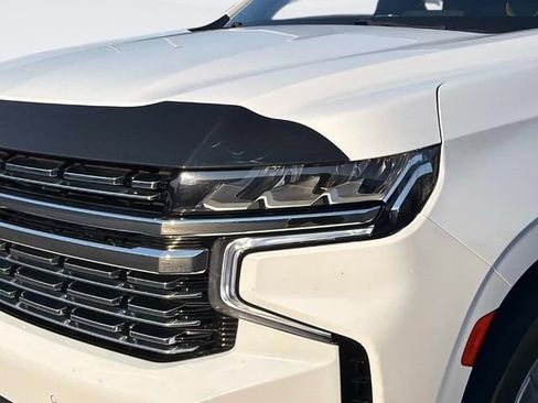 Used 2023 Chevrolet Suburban Premier RWD image 9