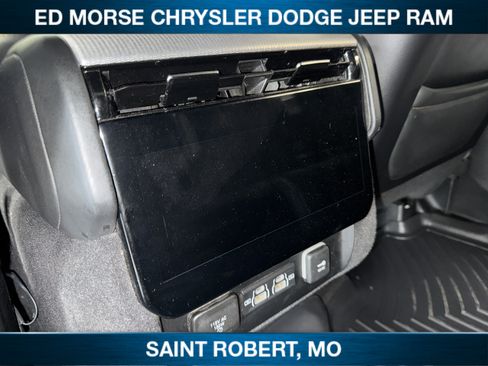 Used 2023 Jeep Grand Wagoneer L Series III AWD/4WD image 21