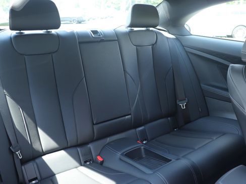Used 2023 BMW 230i Coupe w/ Premium Package RWD image 13
