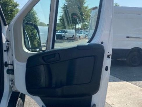 Used 2022 RAM ProMaster 2500 image 12