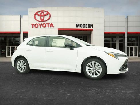 New 2026 Toyota Corolla SE image 17