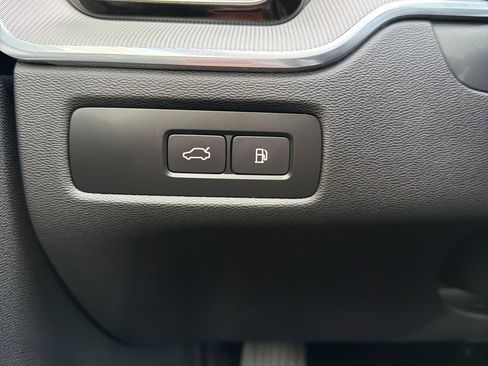 Used 2024 Volvo XC60 T8 Polestar w/ Protection Package Premier image 60