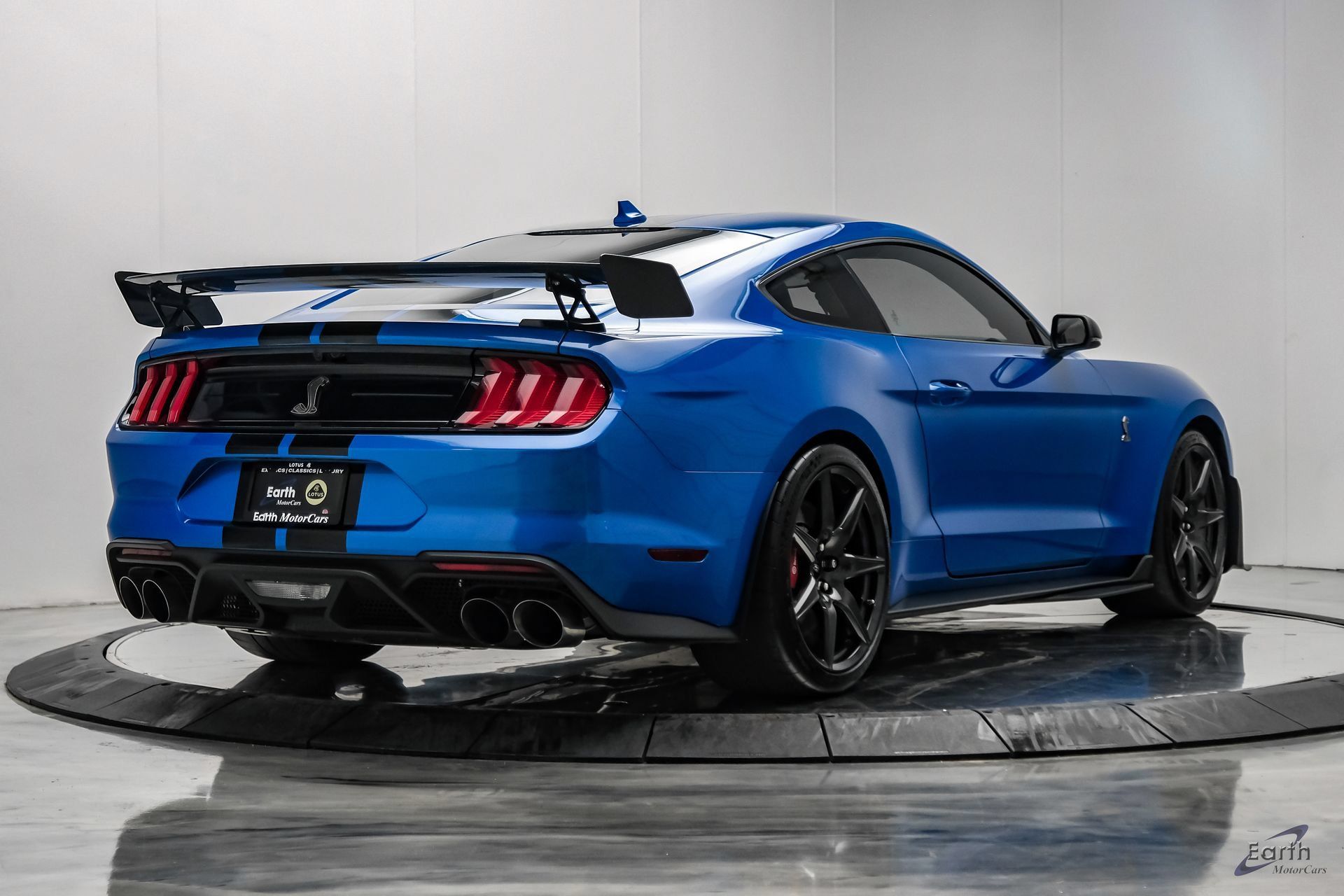 Used 2021 Ford Mustang Shelby GT500 w/ Carbon Fiber Track Pack RWD image 20