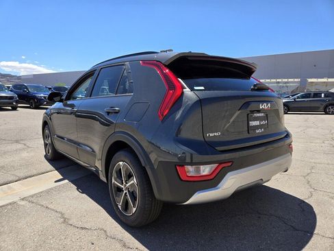 New 2025 Kia Niro EX image 4