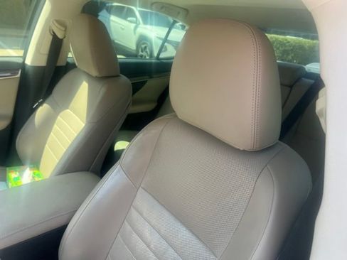 Used 2019 Lexus GS 350 RWD image 8