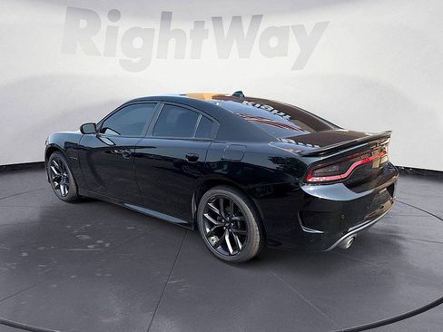 Used 2022 Dodge Charger R/T w/ Plus Group RWD image 3