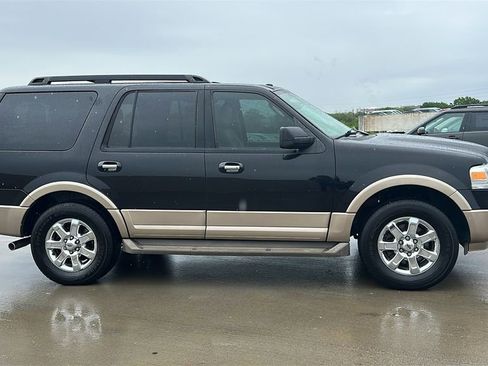 Used 2014 Ford Expedition XLT w/ Equipment Group 202A image 14