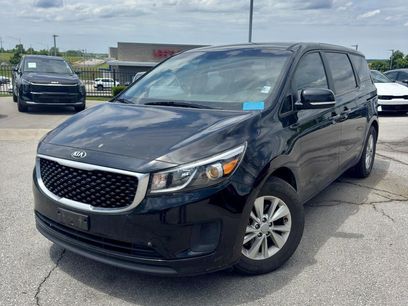Used 2017 Kia Sedona L