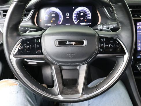 Used 2022 Jeep Grand Cherokee L Overland w/ Luxury Tech Group IV AWD/4WD image 58