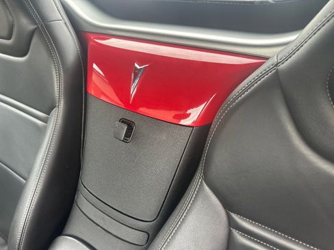 Used 2006 Pontiac Solstice Convertible w/ Premium Package image 17