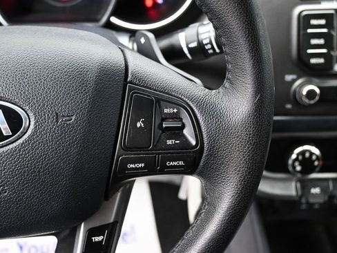 Used 2013 Kia Rio SX image 19