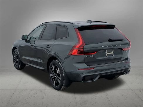 New 2026 Volvo XC60 B5 Plus w/ Protection Package Premier image 4