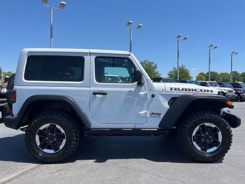 Used 2022 Jeep Wrangler Rubicon w/ Cold Weather Group AWD/4WD image 41