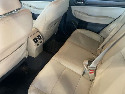 Used 2016 Subaru Outback 3.6R Limited image 4