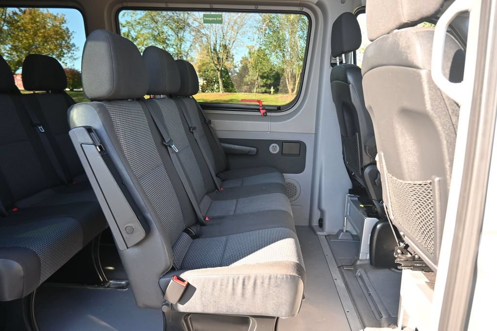 Used 2013 Mercedes-Benz Sprinter 2500 image 43