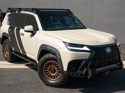 Used 2024 Lexus LX 600 F Sport AWD/4WD image 6