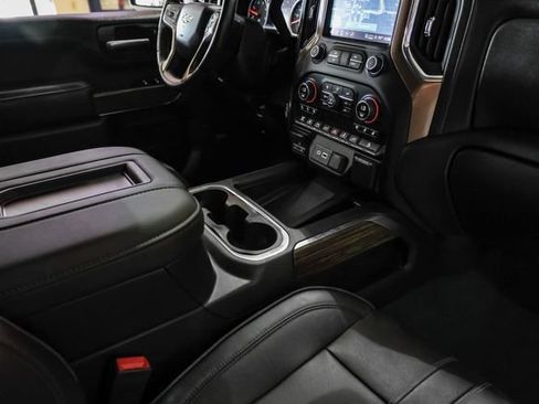 Used 2022 Chevrolet Silverado 3500 High Country w/ Technology Package AWD/4WD image 24