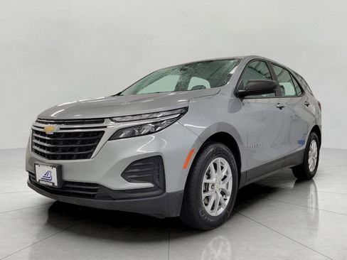 Used 2024 Chevrolet Equinox LS image 12