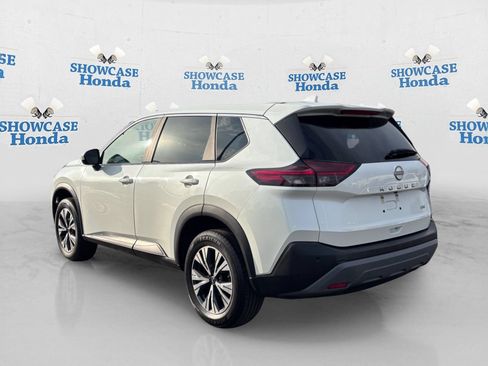 Used 2023 Nissan Rogue SV FWD image 5
